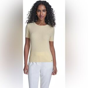 Calvin Klein Textured Cream Short Sleeve Sweater , Size small